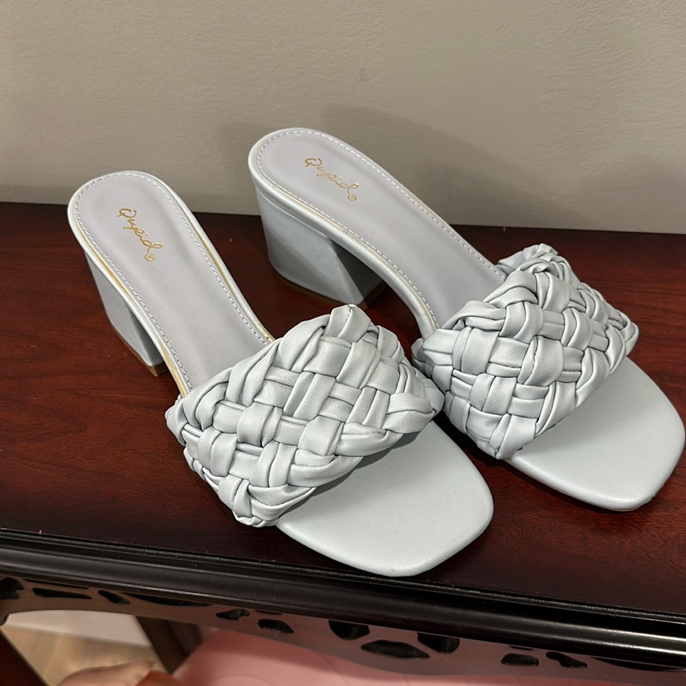 Cupid Katin Braid Slide Shoes. Size 10 Baby blue, NWT